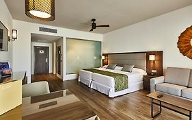 ريو بالاس مالديفز - شامل الكل